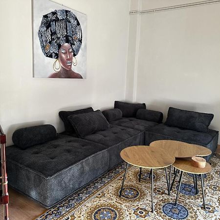 Charmanta 23 نافبليو المظهر الخارجي الصورة