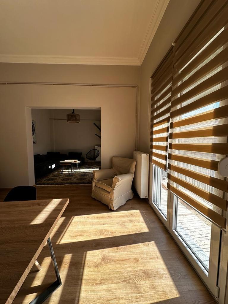 Charmanta 23 نافبليو المظهر الخارجي الصورة